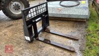 BOBCAT SKIDSTEER PALLET FORKS - 6