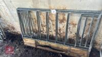 2 X 4' 10'' SHEEP FEED BARRIERS - 9