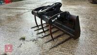 BOBCAT 1.2M DUNG GRAB - 13