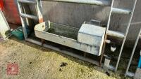 GALVANISED 4' 8'' WATER TROUGH DIVISION - 6