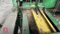 JOHN DEERE 456A CONVENTIONAL BALER - 32