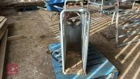 GALVANISED IAE CALF CRATE - 8