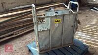GALVANISED IAE CALF CRATE - 9
