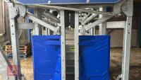 IAE 800 SERIES SQUEEZE CRUSH - 8
