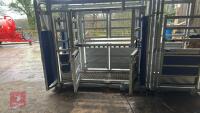 IAE 800 SERIES SQUEEZE CRUSH - 18