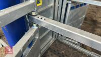 IAE 800 SERIES SQUEEZE CRUSH - 29