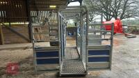 IAE 800 SERIES SQUEEZE CRUSH - 35
