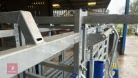 IAE 800 SERIES SQUEEZE CRUSH - 47