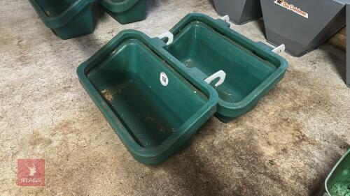 2 JFC 0.7M HOOK-OVER FEEDERS