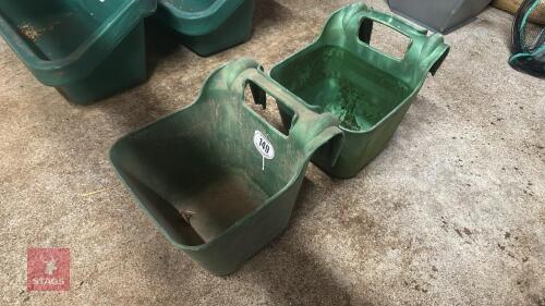 2 PLASTIC HOOK-OVER FEEDERS