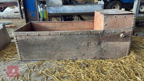 RIVETED METAL WATER TROUGH/PLANTER
