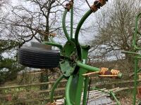 2011 KRONE KW 5.52 4 ROTOR TEDDER - 4
