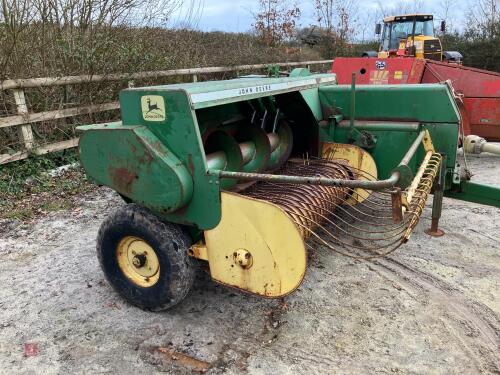 JOHN DEERE 456 CONVENTIONAL BALER