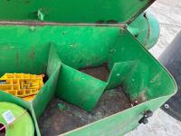JOHN DEERE 456 CONVENTIONAL BALER - 16