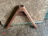 WELD ON A FRAME CARRIER - 2