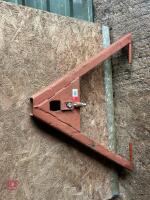 WELD ON A FRAME CARRIER - 4