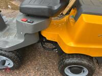 2015 STIGA PARK 22 RIDE ON LAWNMOWER - 12