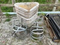TRIANGLE BUCKETS & ROUND BUCKET HOLDERS