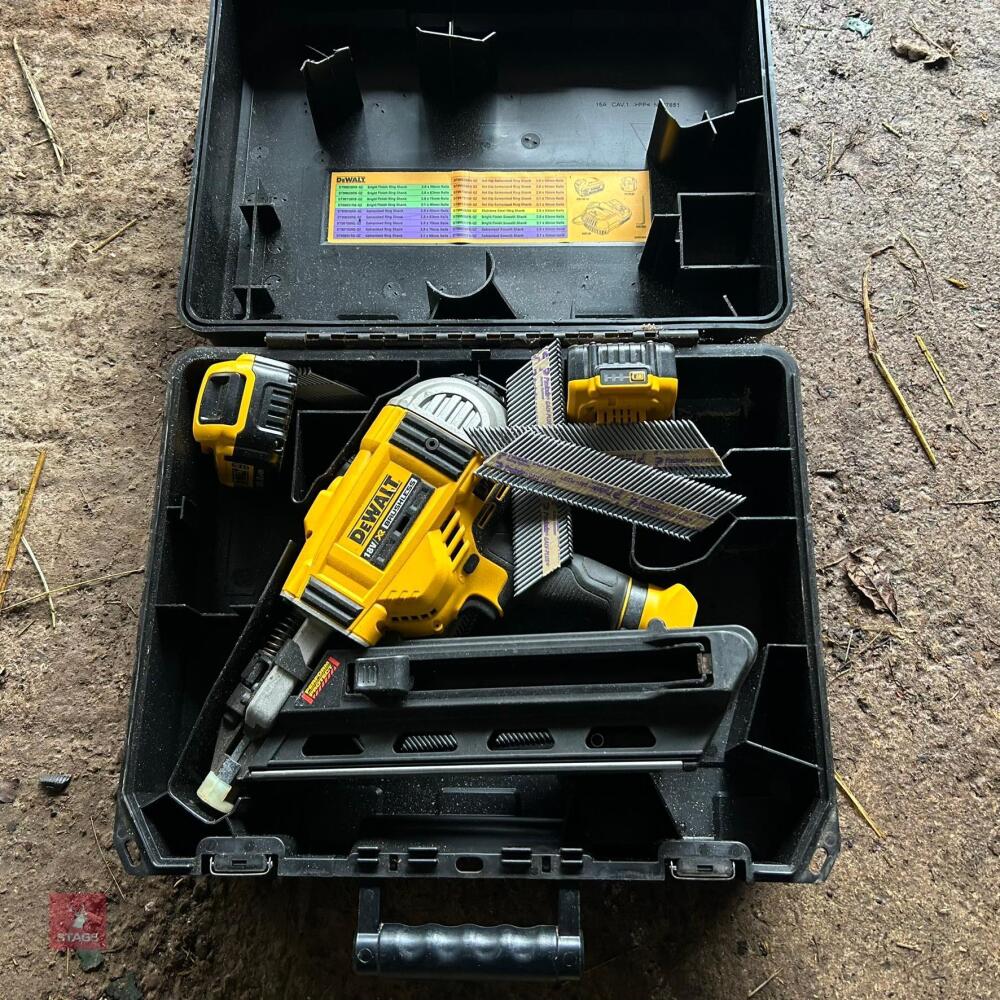 DEWALT 18V BATTERY NAIL GUN
