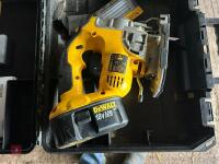 DEWALT DC300 BATTERY JIGSAW - 6