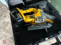 DEWALT DC300 BATTERY JIGSAW - 7