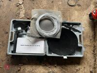 DIGITAL SATELLITE RECEIVER KIT - 2