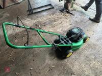 JOHN DEERE R40 PETROL LAWNMOWER - 4