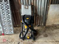 TITAN WET/DRY VACCUM CLEANER