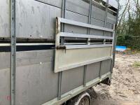 2009 HUDSON 12' LIVESTOCK TRAILER - 22