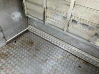 2009 HUDSON 12' LIVESTOCK TRAILER - 31