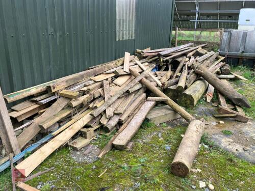 LARGE QUANTITY OF TIMBER (33)