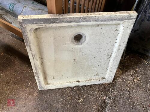 SHOWER TRAY BASE (4)