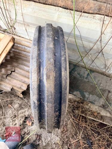 FRONT TRACTOR WHEEL (S/R)