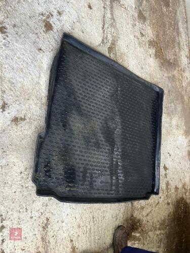 BOOT BUDDY LOAD LINER