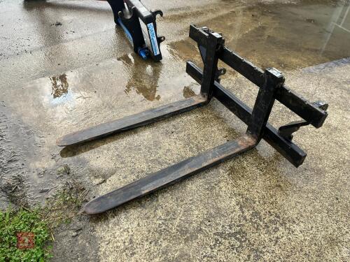 ADJUSTABLE PALLET TINES
