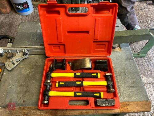 PANNEL BEATING SET