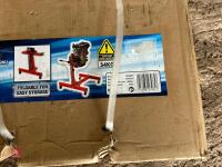 CLARKE STRONG ARM 680KG ENGINE STAND - 6