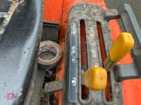 KUBOTA B2100 4WD COMPACT TRACTOR - 6