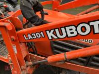 KUBOTA B2100 4WD COMPACT TRACTOR - 17