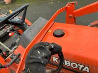 KUBOTA B2100 4WD COMPACT TRACTOR - 29