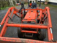 KUBOTA B2100 4WD COMPACT TRACTOR - 44