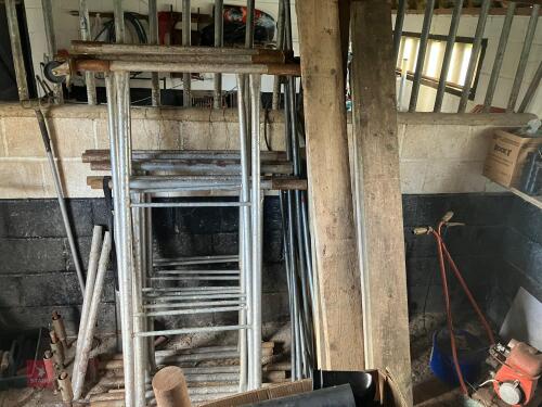 SCAFFOLD TOWER