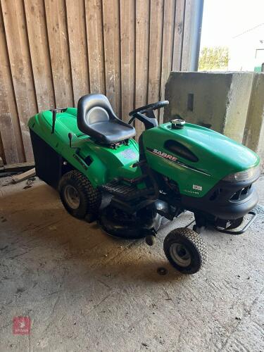 JOHN DEERE SABRE RIDE ON MOWER