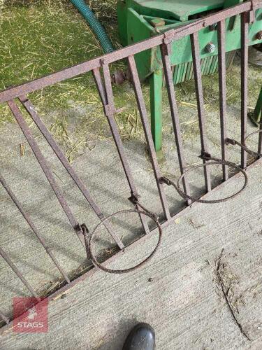 13'6'' CALF BUCKET FEED FENCE