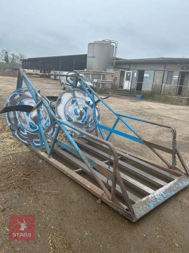 MALGAR STRAW SPREADER