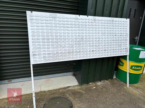 WALL RACK FOR PLASTIC BINS