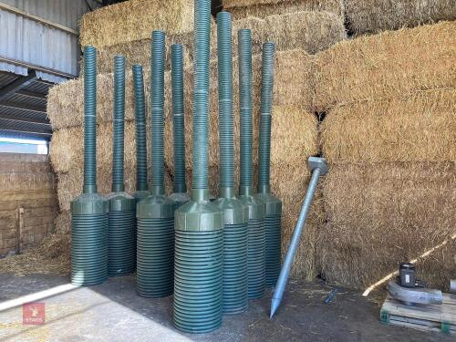 4 POLYCOOL GRAIN PEDESTALS (1)