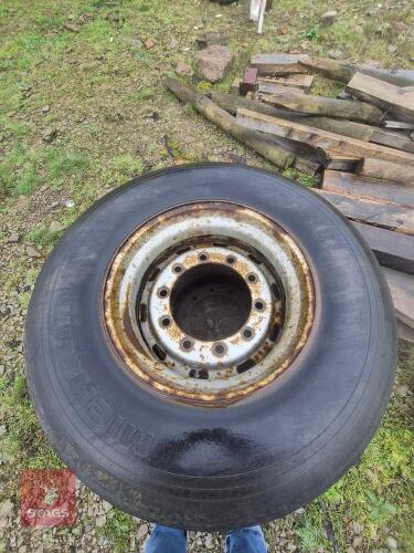 2 X 10 STUD SUPER SINGLE WHEELS