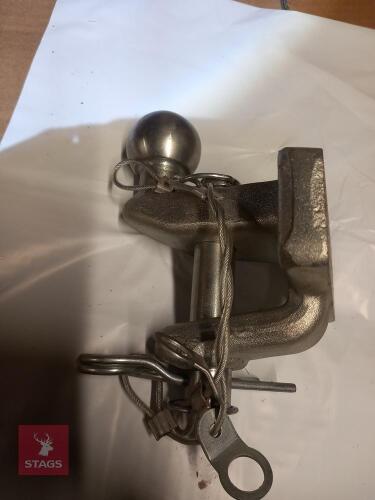 4X4 TOW HITCH