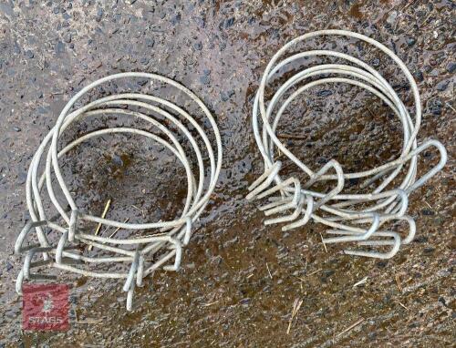 10 X IAE BUCKET HOLDERS